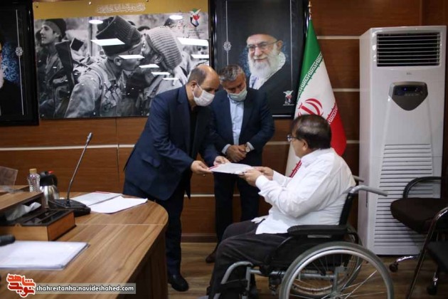 جهت زندگی خود را به سمت «ولایت فقیه» قرار دهید جهت زندگی خود را به سمت «ولایت فقیه» قرار دهید