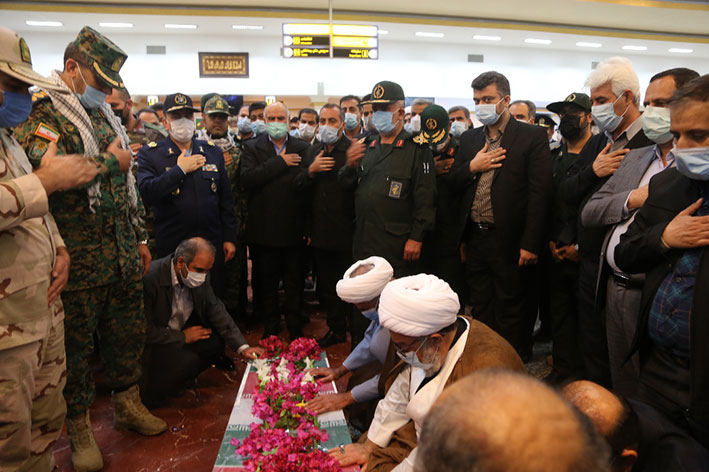 گزارش تصویری|استقابل از ۴ شهید گمنام دفاع مقدس در بوشهر