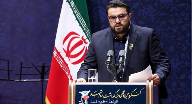 توطئه های مزدوران مستکبر در مقابل وحدت و استادگی مسلمانان نابود می شود توطئه های مزدوران مستکبر در مقابل وحدت و استادگی مسلمانان نابود می شود