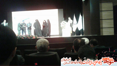 برگزیده شدن دو دانش آموز اصفهانی در جشنواره ملی برگزیده شدن دو دانش آموز اصفهانی در جشنواره ملی