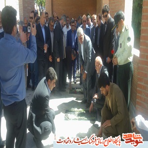 مراسم گلباران و عطرافشانی گلزار شهدای کلات اسفراین از توابع استان خراسان شمالی مراسم گلباران و عطرافشانی گلزار شهدای کلات اسفراین از توابع استان خراسان شمالی