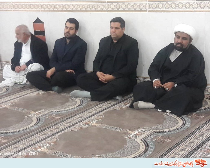 مراسم تکریم از مادران و همسران شهدا با حضور اقشار مختلف مردم و مسئولان در شهرستان دلگان برگزار شد. مراسم تکریم از مادران و همسران شهدا با حضور اقشار مختلف مردم و مسئولان در شهرستان دلگان برگزار شد.