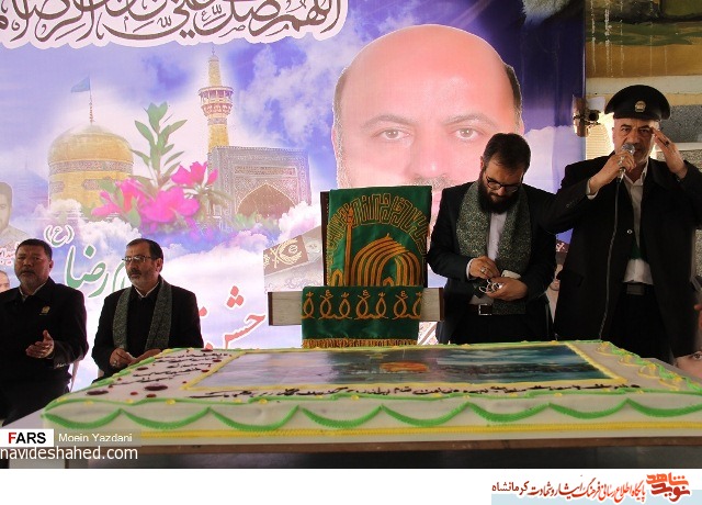 پرچم سبز شمس الشموس بر مزار فرمانده عملیات نصر7