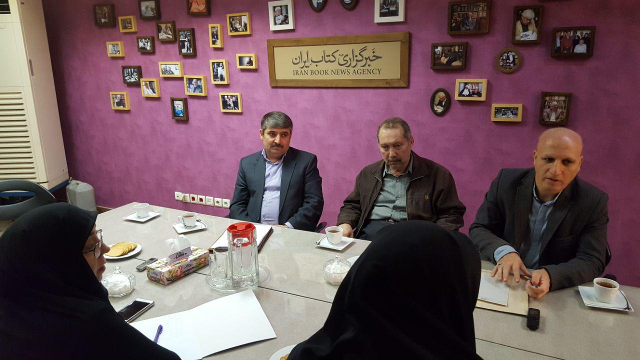 «سرخ نگاران» جشنوارهِ جشنواره هاست/ معیارهای تازه ای در داوری آثار وارد می شود «سرخ نگاران» جشنوارهِ جشنواره هاست/ معیارهای تازه ای در داوری آثار وارد می شود