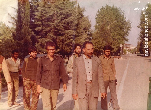 نماینده مجلس که گیوه نمی پوشد! نماینده مجلس که گیوه نمی پوشد!