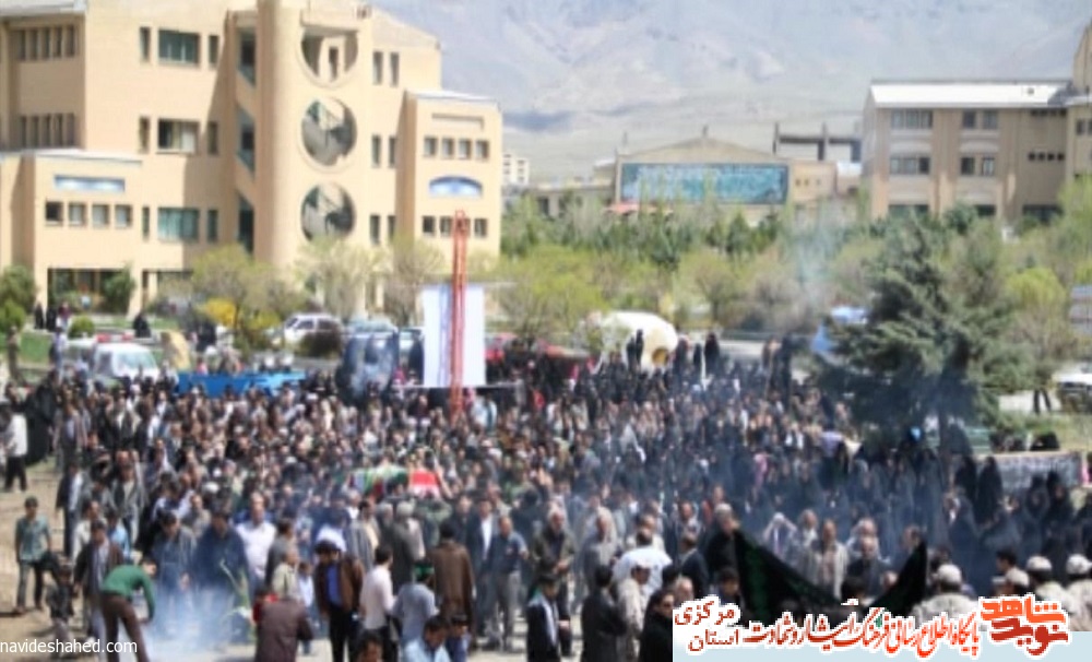 مقبره شهدای گمنام دانشگاه شهر تفرش را بشناسیم مقبره شهدای گمنام دانشگاه شهر تفرش را بشناسیم