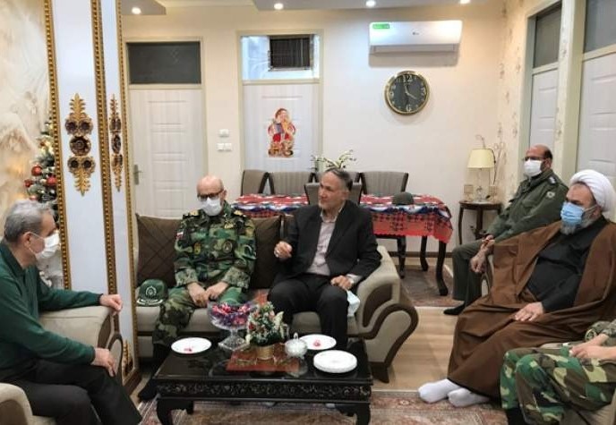 بخش زيبايی از تاريخ دفاع مقدس مربوط به ايثارگری رزمندگان ارمنی است بخش زيبايی از تاريخ دفاع مقدس مربوط به ايثارگری رزمندگان ارمنی است