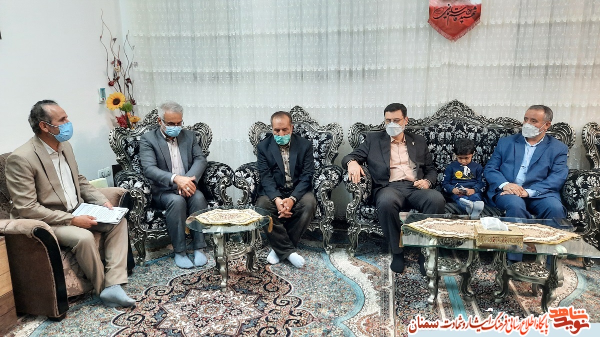 گزارش تصویری| دیدار رئیس بنیاد شهید و امور ایثارگران با خانواده‌های معزز شهدا در سمنان