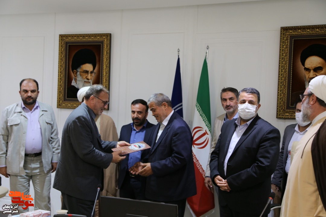 آیین تجلیل از نورالدین پسر ایران آیین تجلیل از نورالدین پسر ایران
