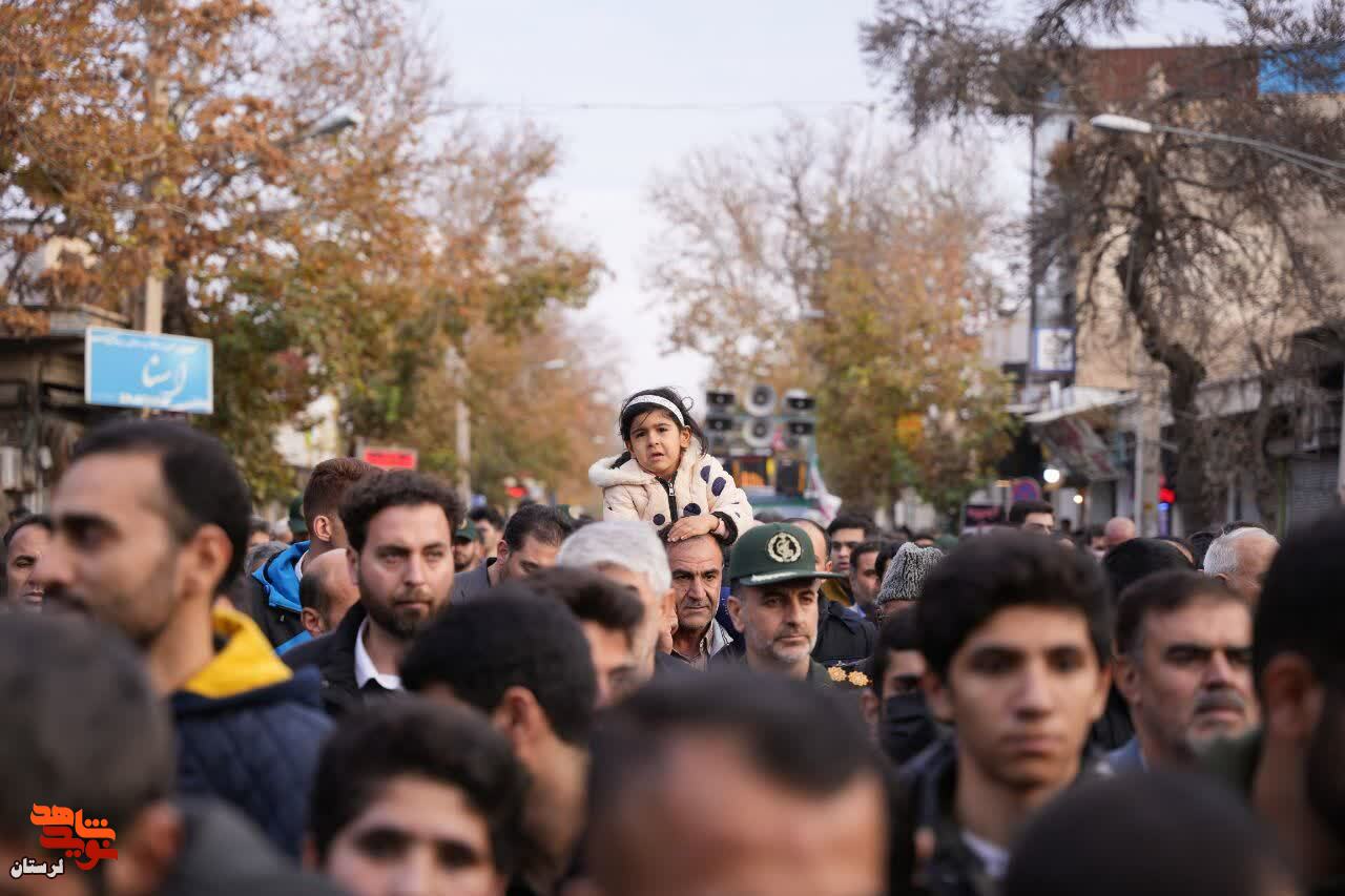 مردم کوهدشت در ایام فاطمیه پذیرای لاله های فاطمی شدند