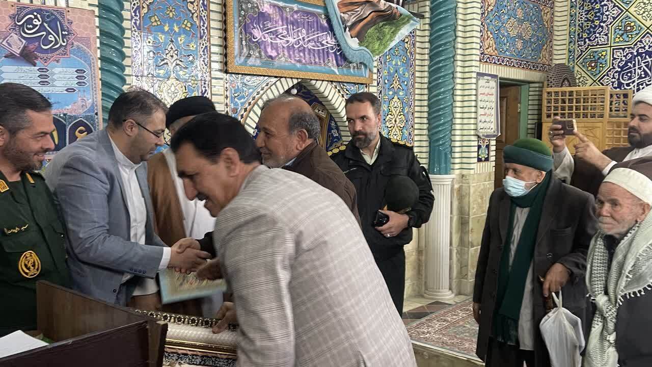 گزارش تصویری/ تجلیل از دو نفر از جانبازان شهرستان اسفراین