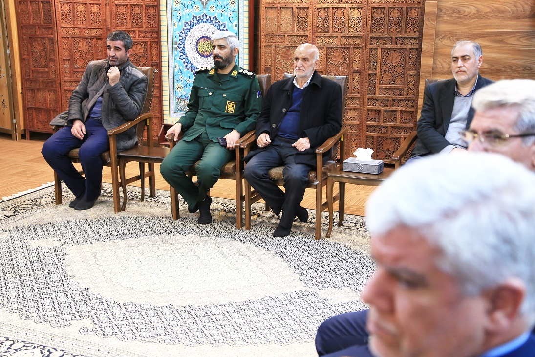 سرپرست و شورای معاونین بنیاد شهید آذربایجان شرقی با نماینده ولی فقیه در استان دیدار کردند