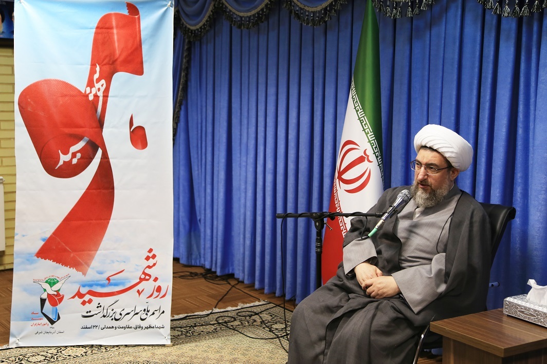 سرپرست و شورای معاونین بنیاد شهید آذربایجان شرقی با نماینده ولی فقیه در استان دیدار کردند