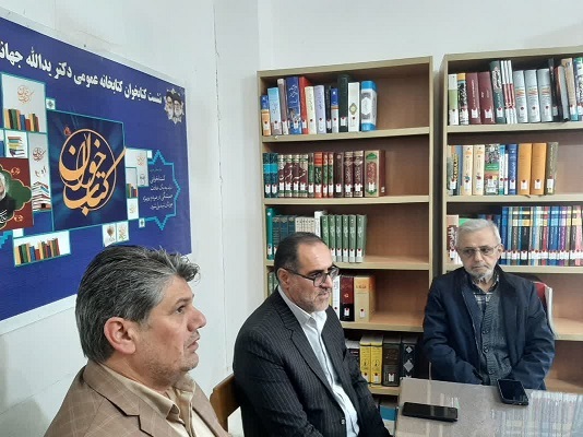 کتابخانه گردی مدیرکل بنیاد شهید و ایثارگران مازندران در بهشهر + تصاویر