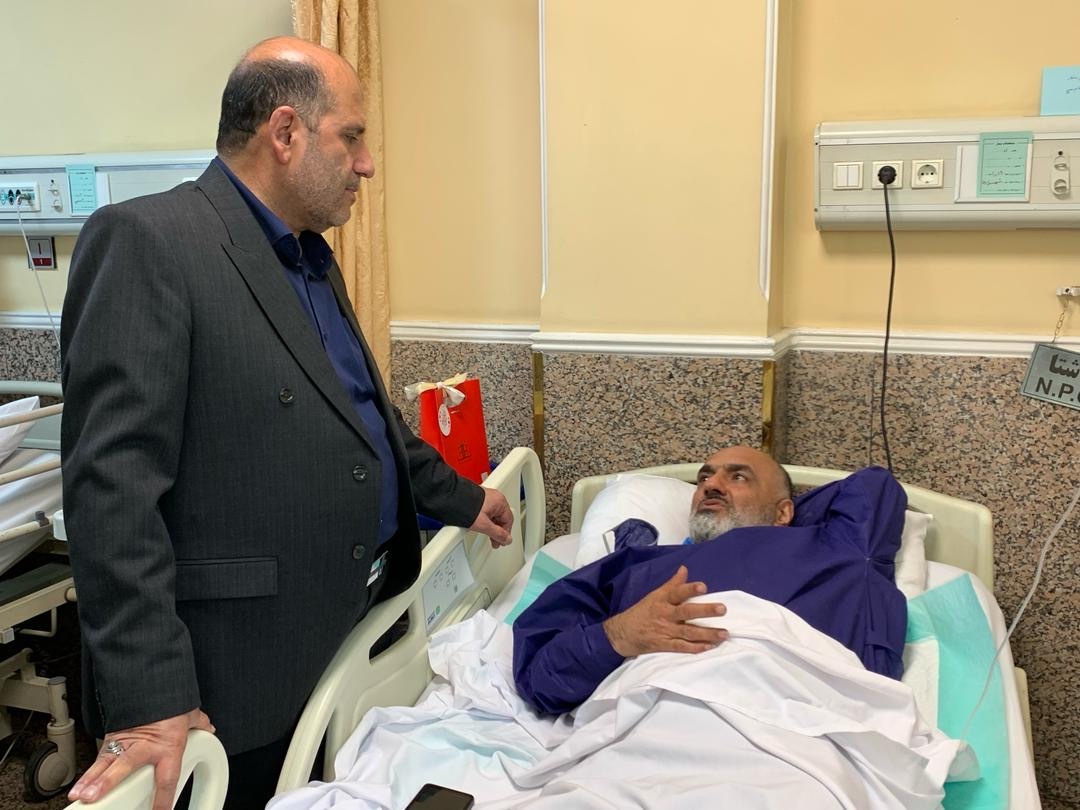 عیادت مدیرکل بنیاد شهید و امور ایثارگران تهران بزرگ از فرزندشهیدبابائی