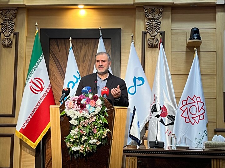 ایثار  اجتماعی، کلید ایستادگی اقتصادی و خنثی‌سازی توطئه‌های دشمن است