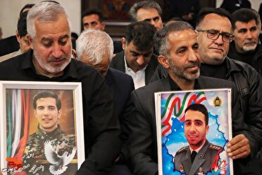 مراسم چهلم شهدای فتنه آمریکایی و صهیونی در حرم شاهچراغ (ع) برگزار شد