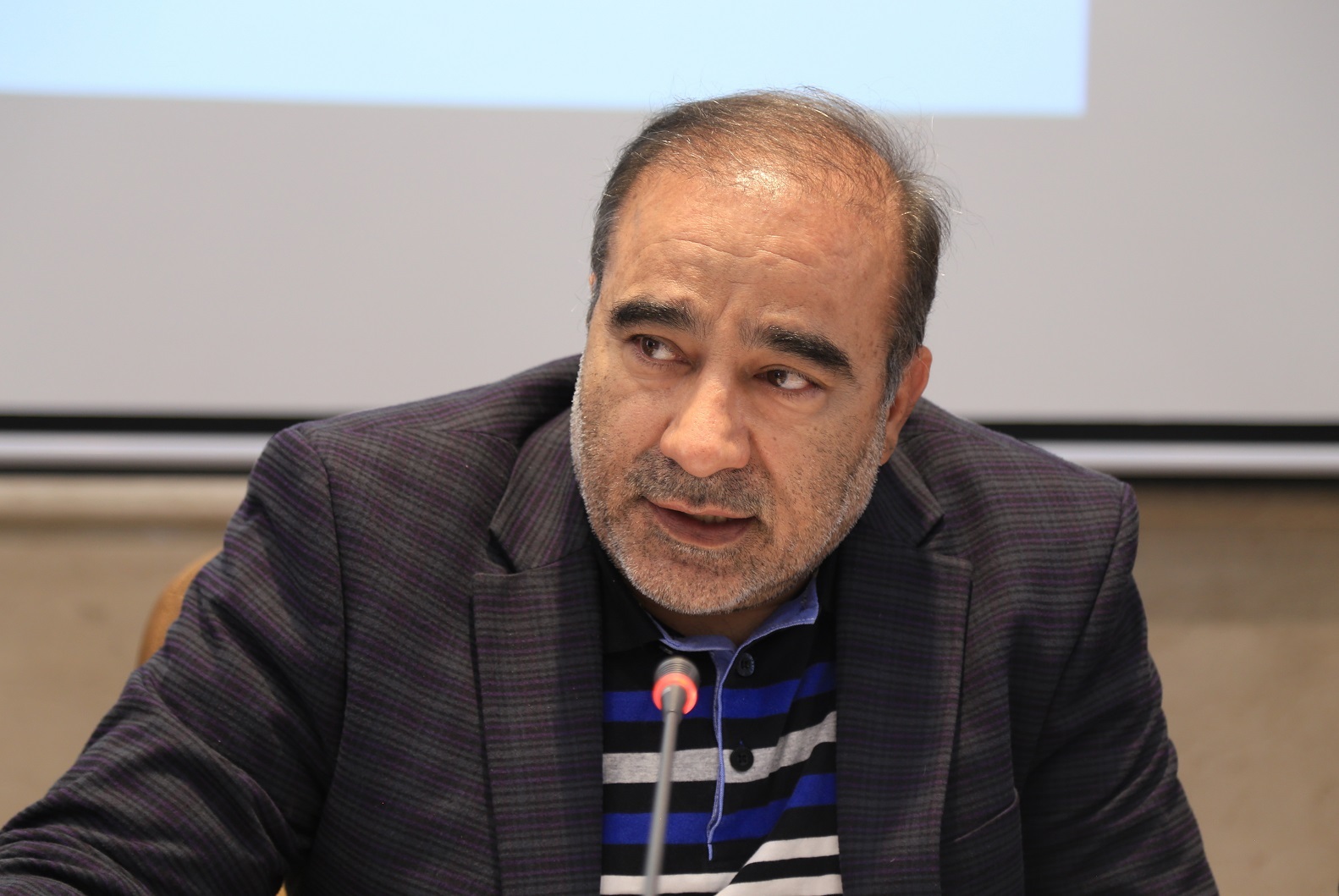 جلسۀ هماهنگی برگزاری سوگواره ملی شعر شهیدان خدمت برگزار شد