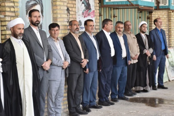 گلزار شهدای خرم آباد گلباران شد