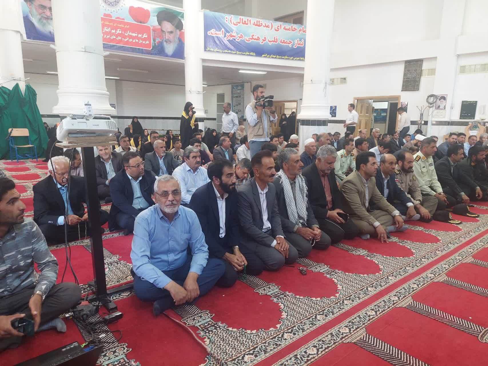 رشادت و بصیرت شهدا به نسل جوان تبیین شود