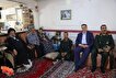 تجلیل استاندار مرکزی از خانواده شهید خرم گل‌محمدی در رزمایش رهروان شهدا
