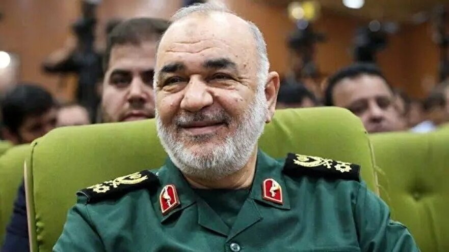 تصاویر دیده‌نشده از سپهبد شهید سردار سلامی