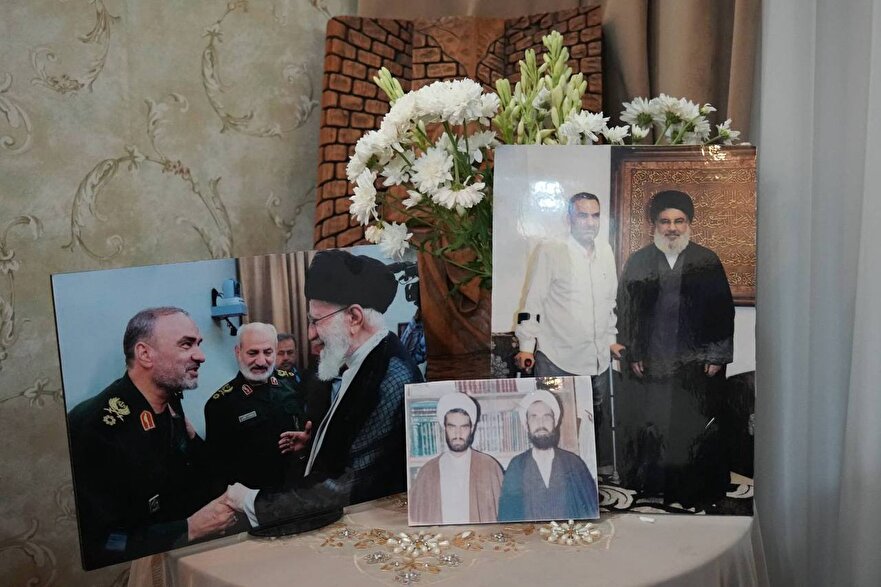 معاون رئیس‌جمهور و رئیس بنیاد شهید و امور ایثارگران، در دیدار با خانواده شهید سرلشکر «حاج حسن محققی»/ تصاویر