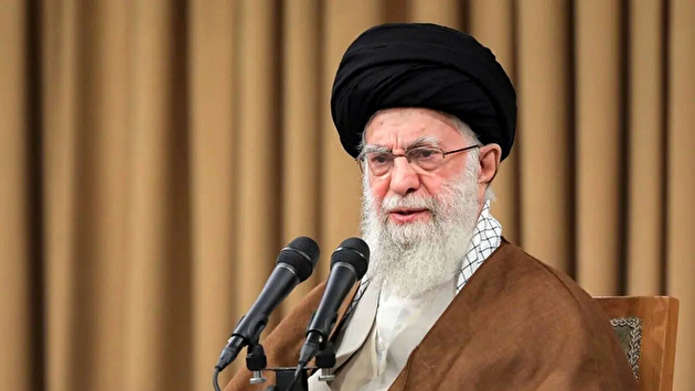 رهبرانقلاب: سیلی سختی به آمریکا زدیم و رژیم صهیونی تقریباً از پا درآمد و لِه شد