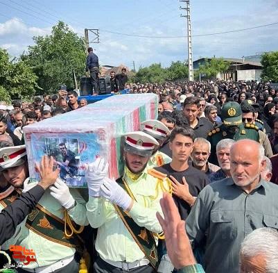 شرکت مدیرکل بنیاد شهید و امورایثارگران مازندران در مراسم تشییع پیکر مطهر شهید «محمد حیدری» در قائم شهر