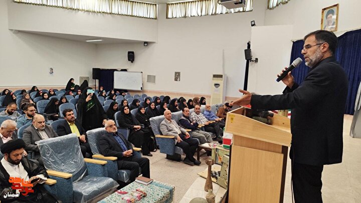 یادواره شهدای فتح خرمشهر و شهدای اقتدار در دانشگاه فرهنگیان سمنان