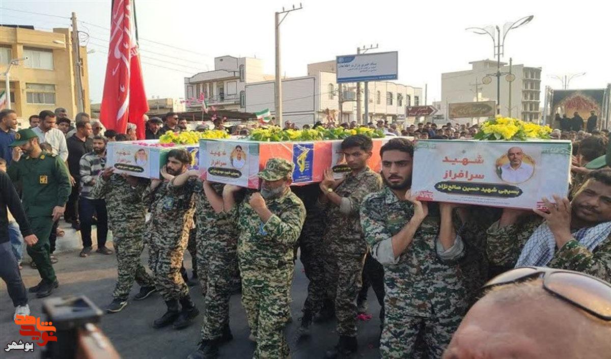 قاب‌های ماندگار از تشییع حماسی شهدای لاوان بر دستان مردم دَیِّر