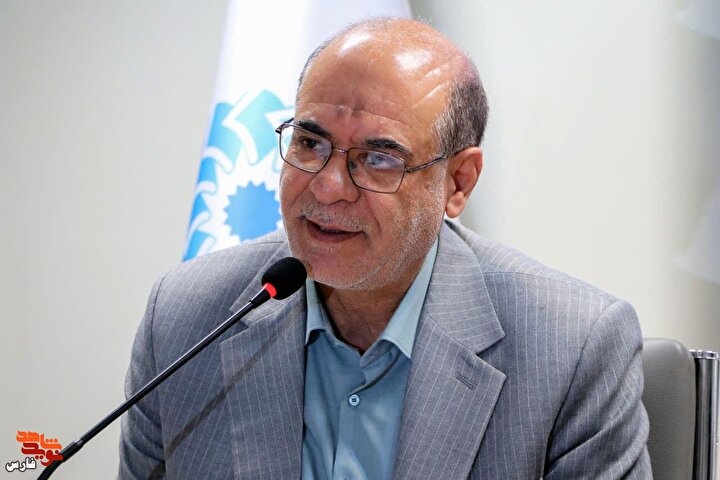 کتابخانه‌های عمومی فارس بستر ترویج فرهنگ ایثار و شهادت هستند/ ملت ایران با بصیرت از آزمون‌های سخت عبور کرده است