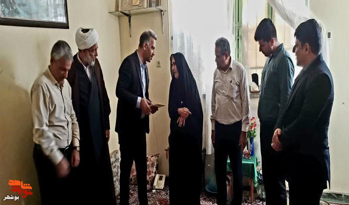 ادای احترام مسئولین به مقام شامخ شهید «مختار موسوی» به روایت تصویر