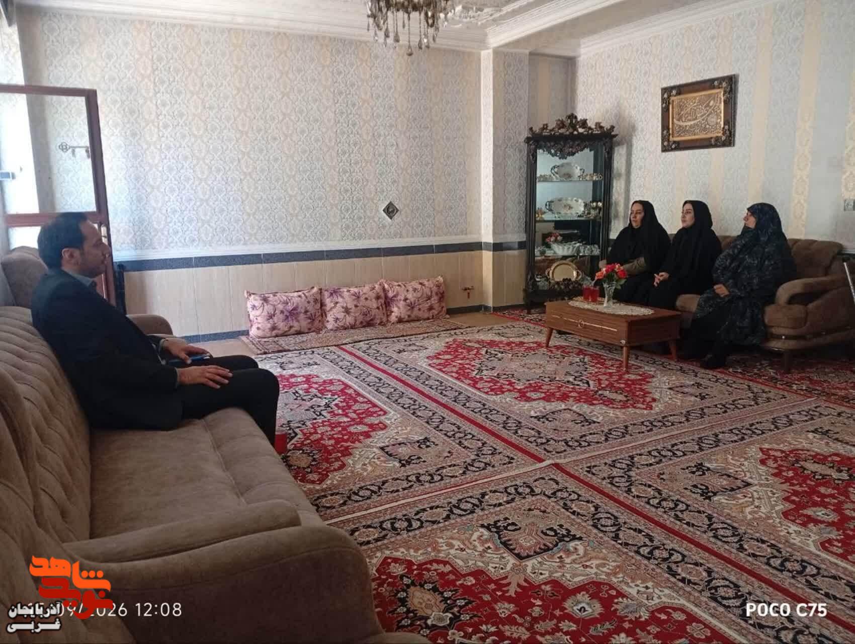 دیدار ودلجویی ازشش خانواده معظم شهدا بمناسبت گرامیداشت هفته دفاع مقدس