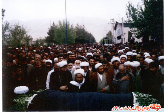 مراسم تشییع  عالم مبارز و غیور آزاده دوران انقلاب حجت الاسلام و المسلمین حاج شیخ محمد تعمیرکاری