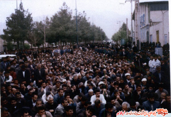 مراسم تشییع  عالم مبارز و غیور آزاده دوران انقلاب حجت الاسلام و المسلمین حاج شیخ محمد تعمیرکاری