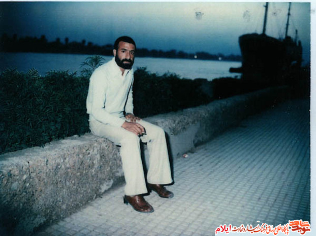 سرباز گمنام انقلاب شهید 