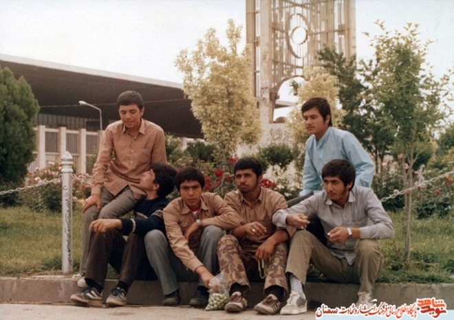 نفر اول نشسته از راست شهید محمدعلی خان‌بیکی
