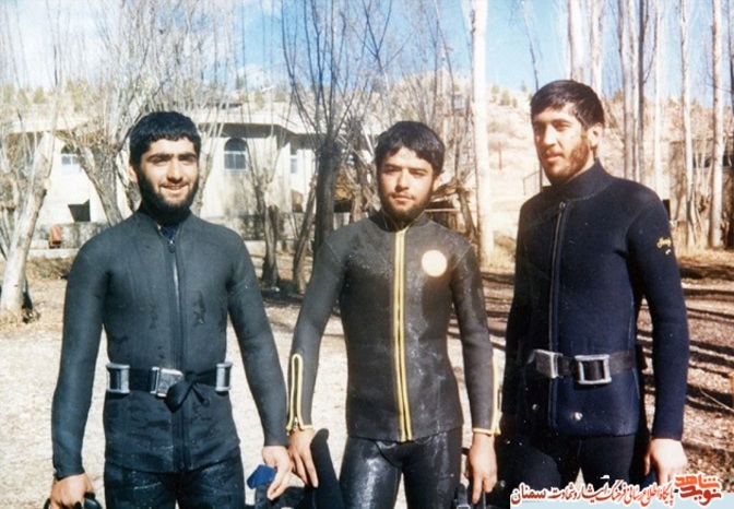 نفر اول از راست شهید محمدعلی خان‌بیکی