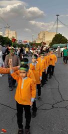 کاروان نوجوانان در شادپیمایی عید غدیر به نیابت از شهدا- پنجم تیرماه ۱۴۰۳ میدان کوثر تا میدان امام علی(ع) شهرستان سمنان