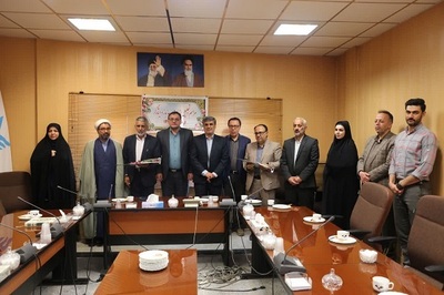 تجلیل از اساتید دانشگاه آزاد