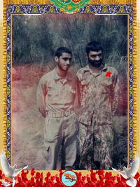 نفر سمت راست شهید محمدتقی همتی
