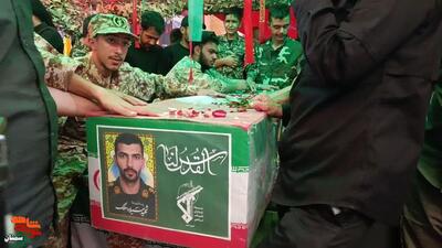 مراسم تشییع پیکر مطهر پاسدار شهید میلاد ملک- چهارم تیرماه ۱۴۰۴ شهر مجن از توابع شهرستان شاهرود