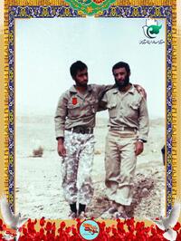نفر سمت چپ شهید علی ادهم
