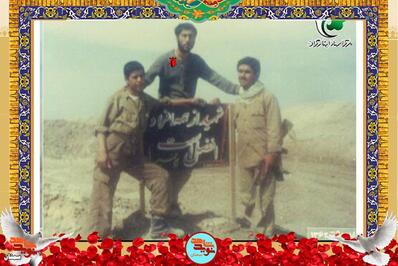 نفر وسط شهید مجتبی شمس‌الدین
