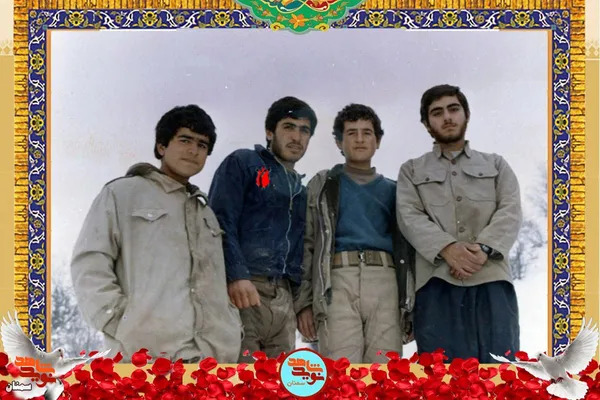 نفر دوم از چپ شهید عباس صادقچه