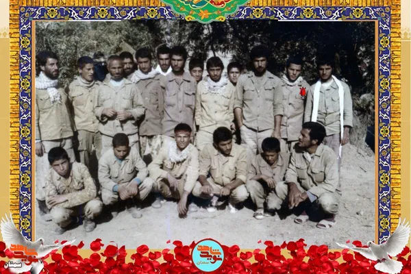 ردیف ایستاده نفر دوم از راست شهید محمود برزوئی